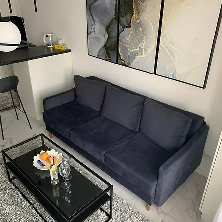 New Modern Apartment *