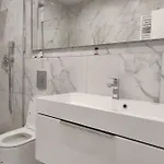 New Modern Apartment