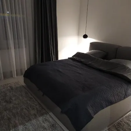 Apartment New Modern Uschhorod